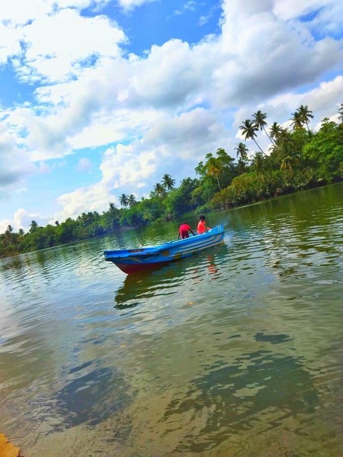 Kosi Giggles Resort Weligama Buitenkant foto