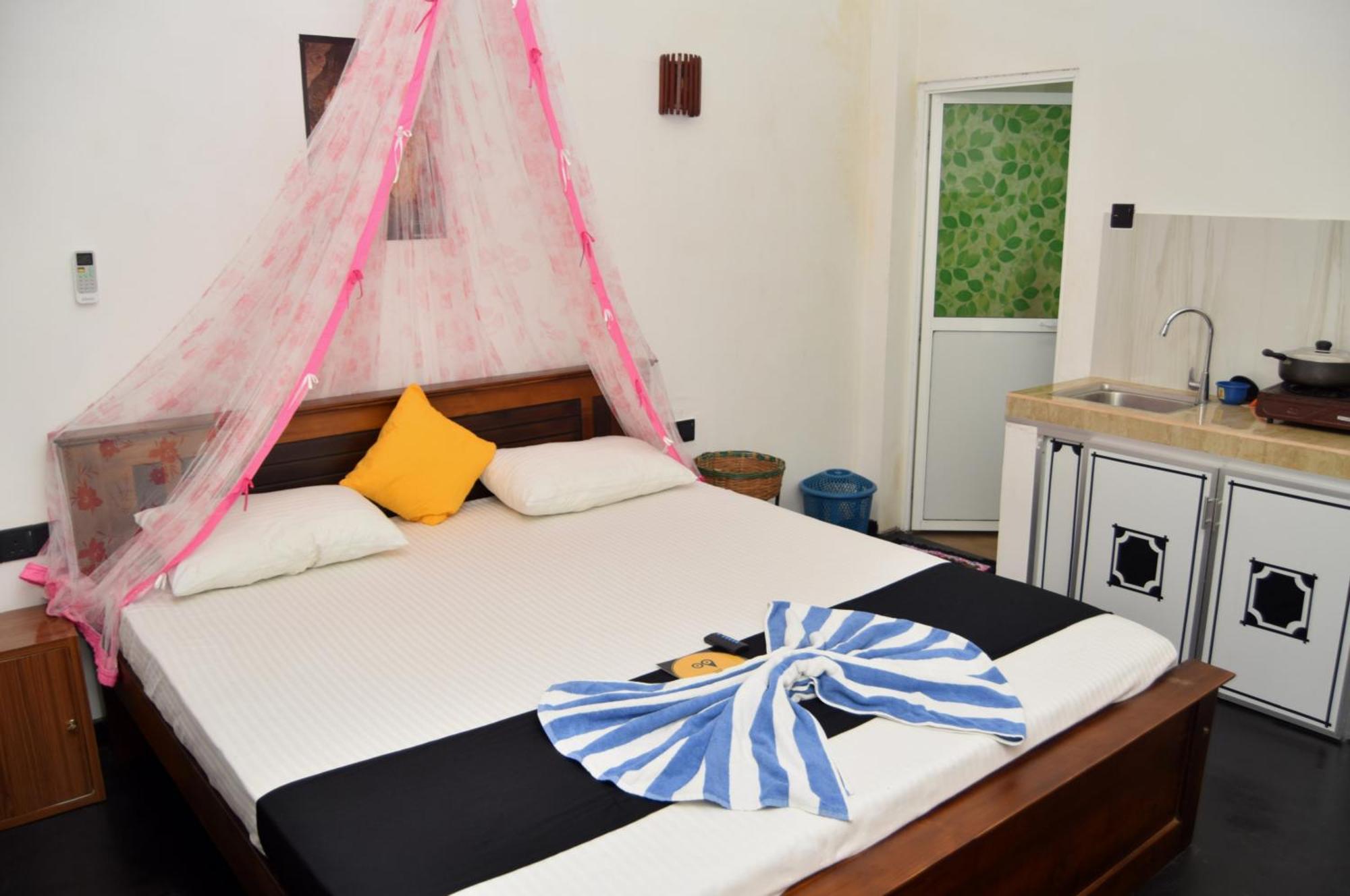 Kosi Giggles Resort Weligama Buitenkant foto