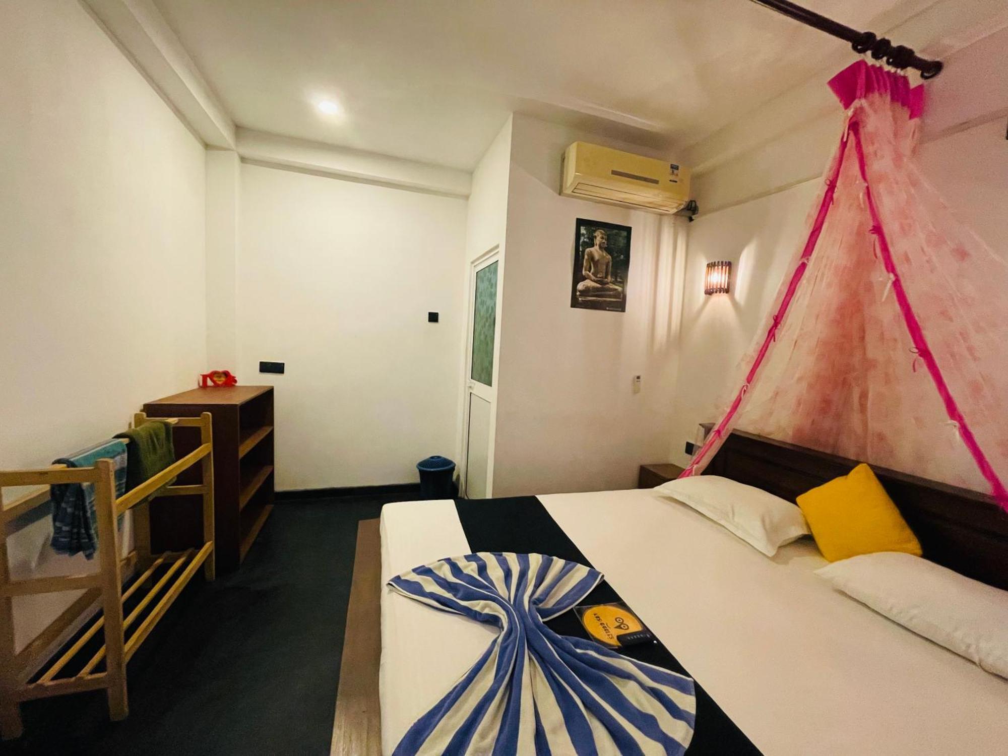 Kosi Giggles Resort Weligama Buitenkant foto